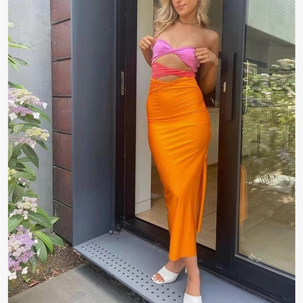 Twist Front Cut Out Maxi Dress - New Without Tags